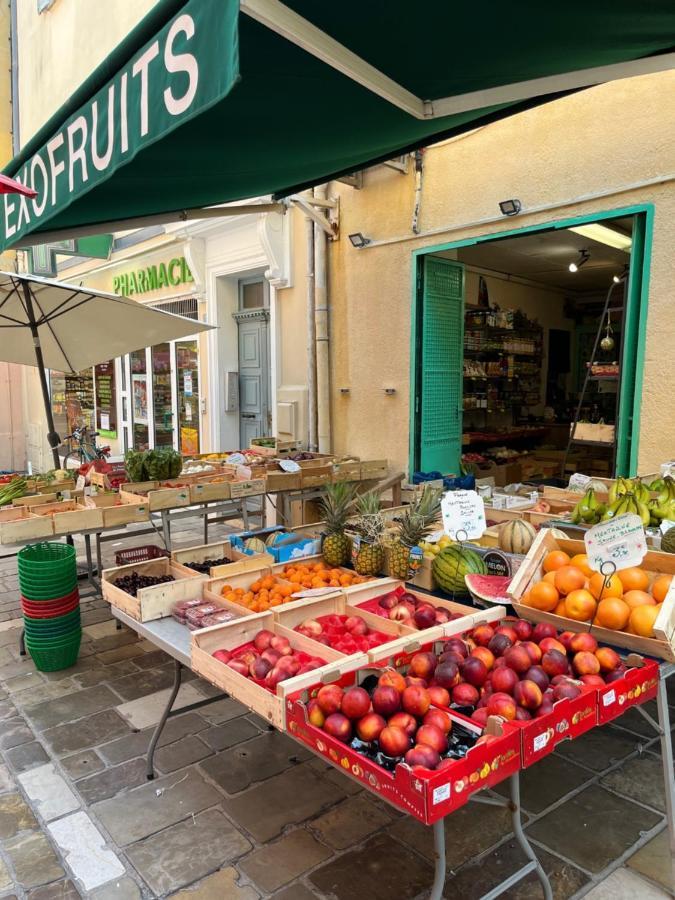 Studio Hyeres -Rue Pietonne Climatisation Lit 160 Tout Equipe - Sabrina Buitenkant foto